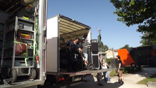 Moulon, Aquitaine. Tournage d'une scène du film Cocorico 2 le 19 juin 2025